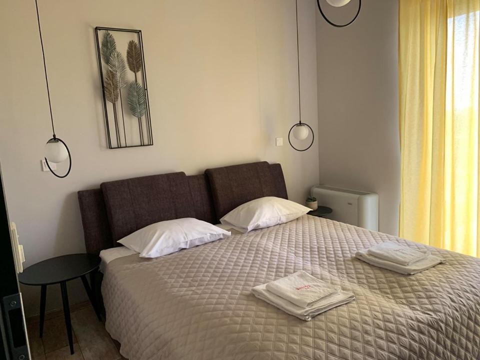 Balkon Apartmanhaz Panzio บาลาตอนฟือเรด ภายนอก รูปภาพ